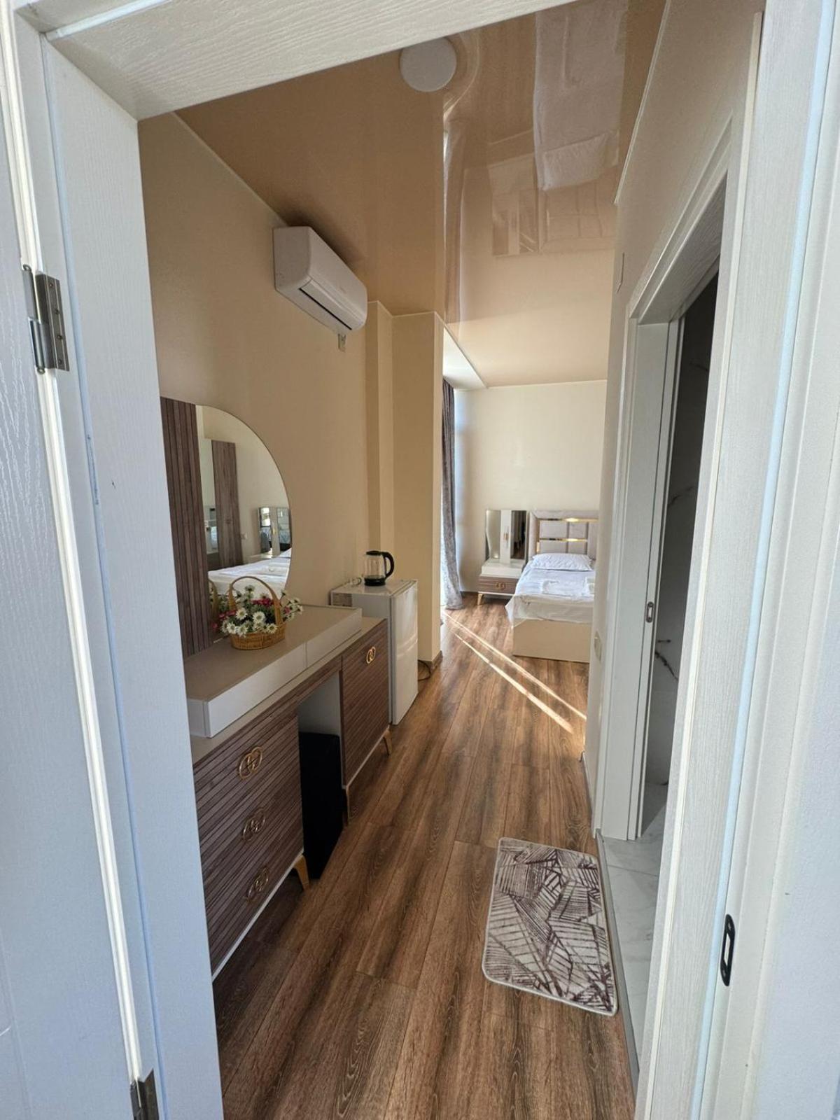 Luka Hotel Кобулети Екстериор снимка